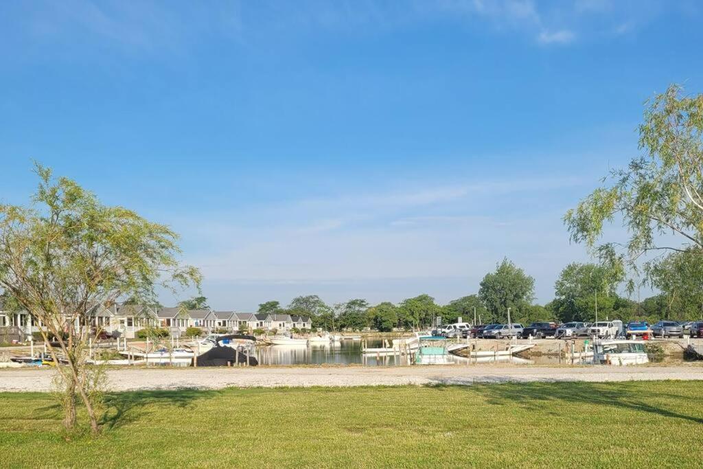 Sunnie Days Condo In Oak Harbor On Lake Erie! Sand Beach Exterior foto