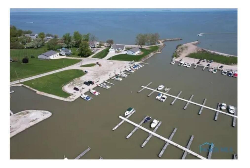 Sunnie Days Condo In Oak Harbor On Lake Erie! Sand Beach Exterior foto